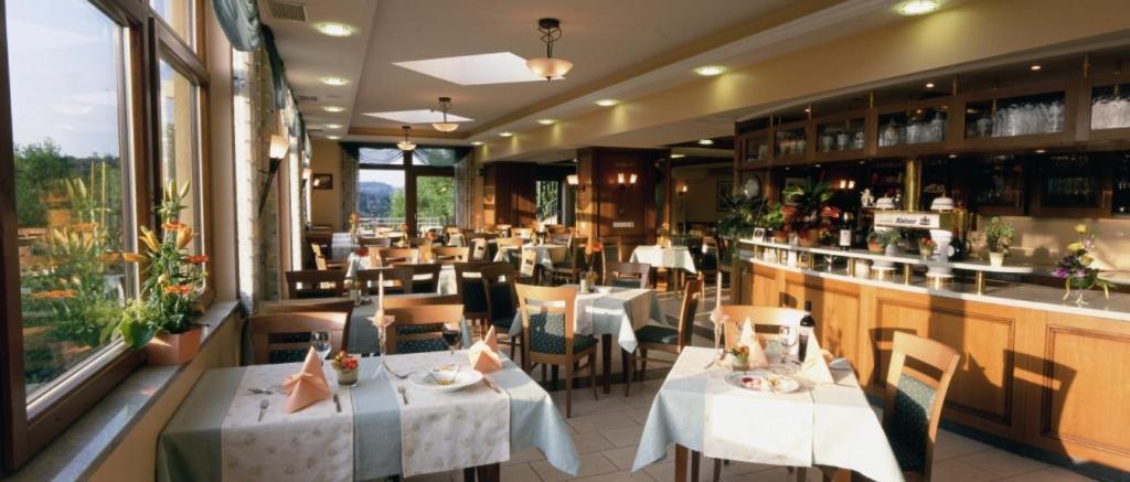 Burgschaenke, Hotel & Restaurant - E-Mobilitaet Ladestationen Fuer Elektroautos Burgthann Dış mekan fotoğraf