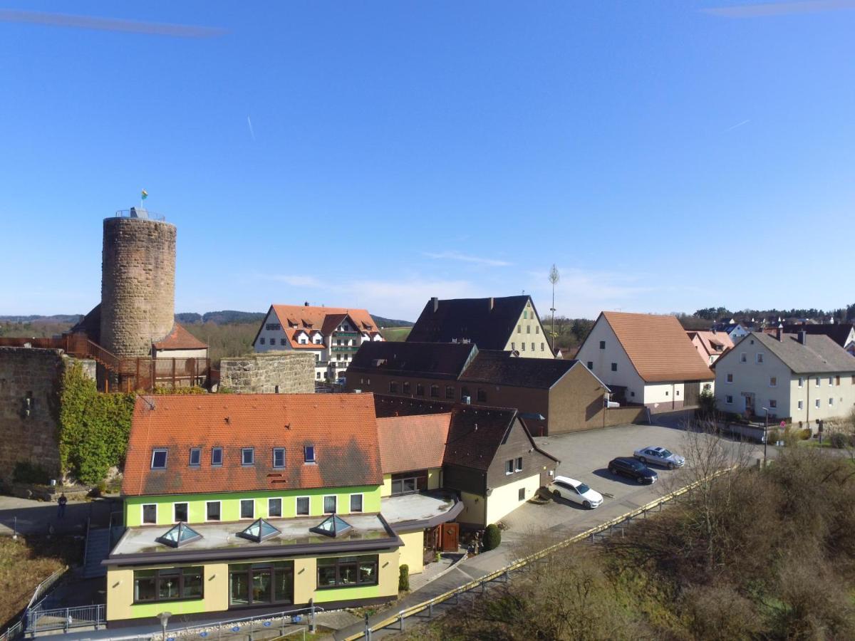 Burgschaenke, Hotel & Restaurant - E-Mobilitaet Ladestationen Fuer Elektroautos Burgthann Dış mekan fotoğraf